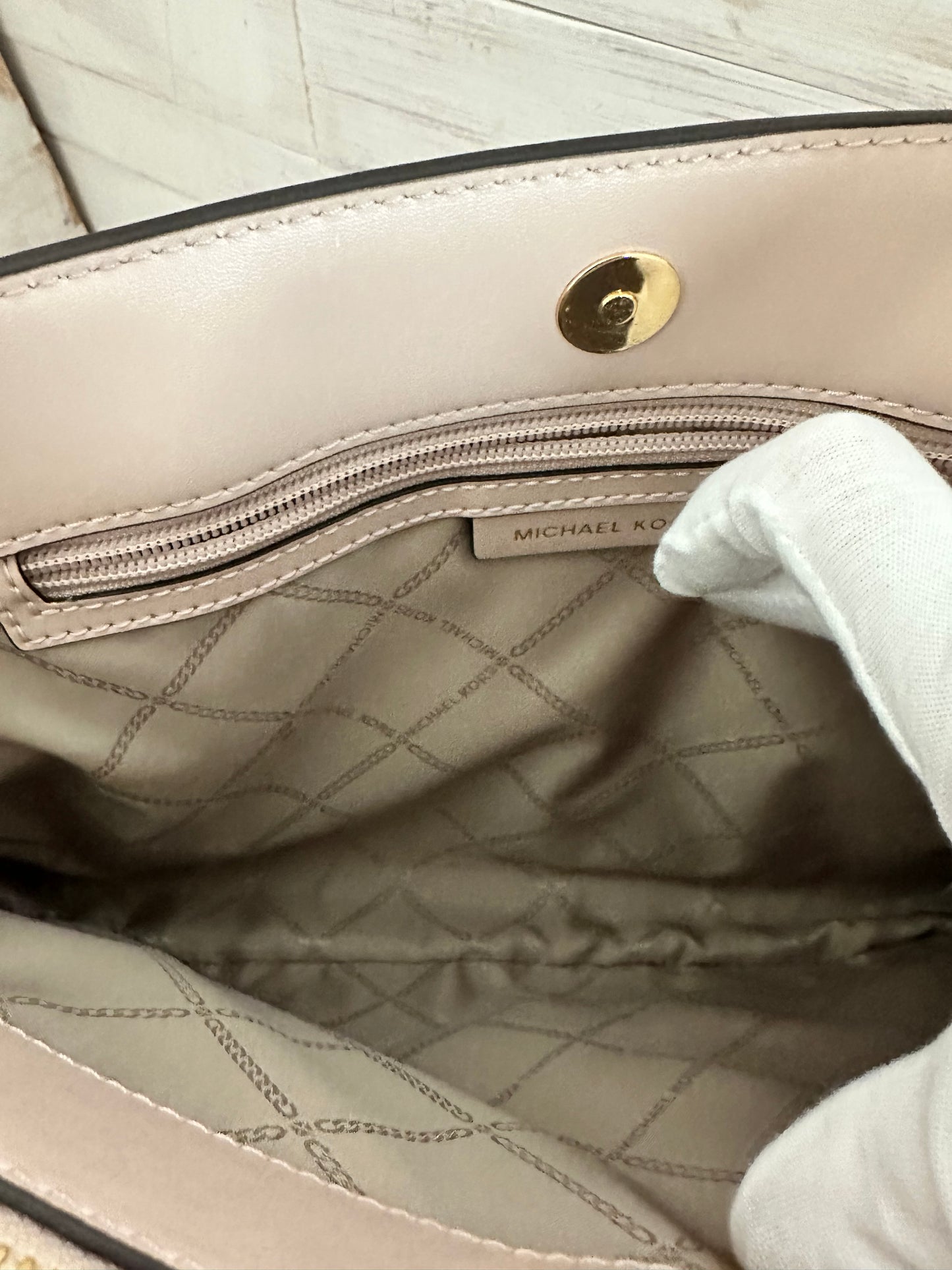 Michael Kors NWT Edith, Soft Pink Handbag/Crossbody