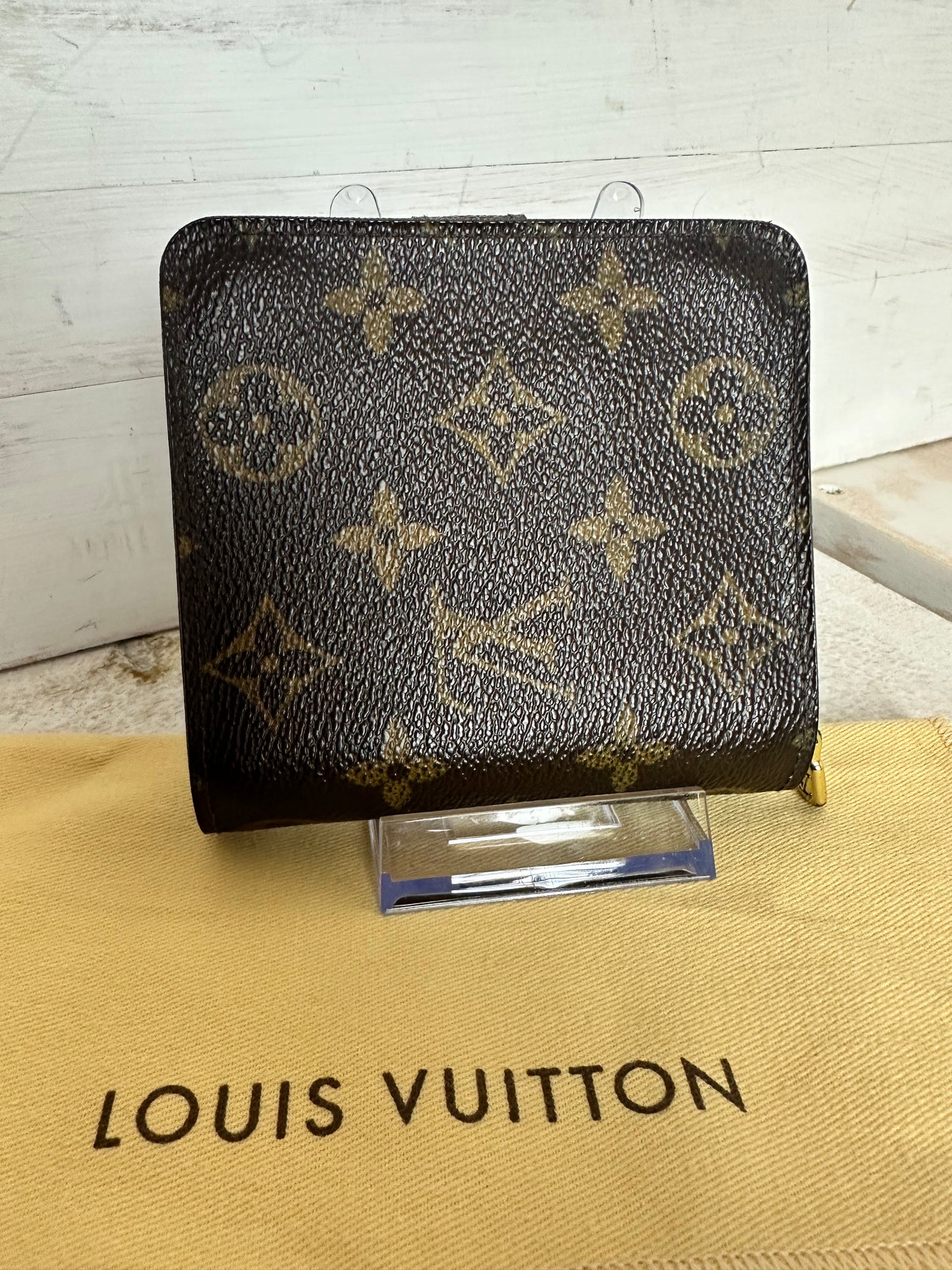 Louis Vuitton Limited Edition Monogram Bellboy Compact