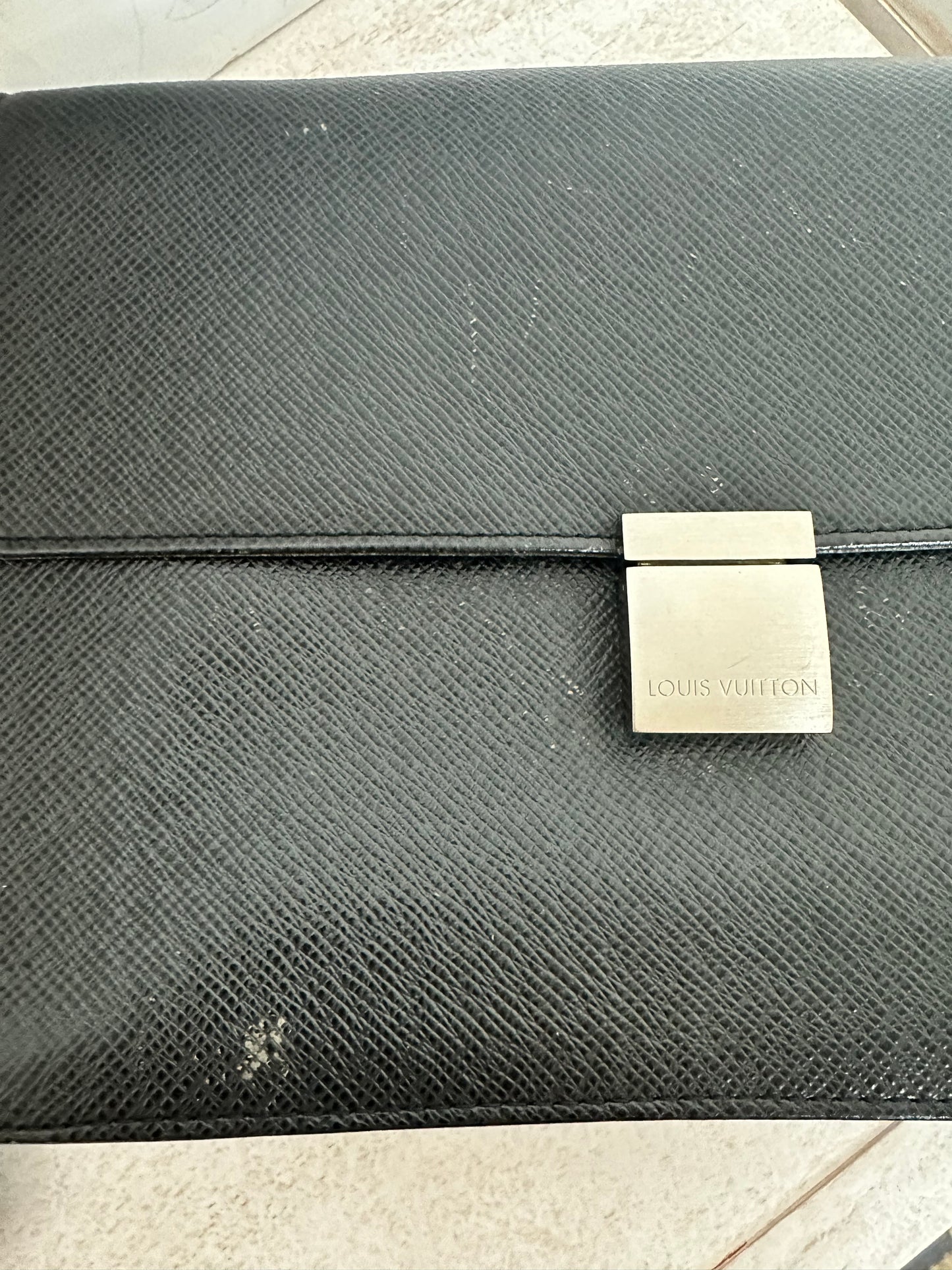 Louis Vuitton Vintage Selenga Clutch/Wristlet in Black Taiga Leather