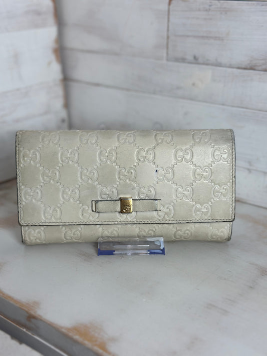Gucci Guccissima Leather Continental Long Wallet in Cream