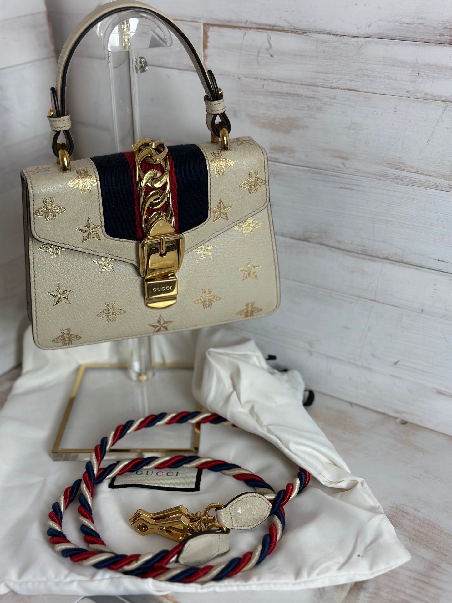 Gucci Mini Sylvie Bee in Cream Leather