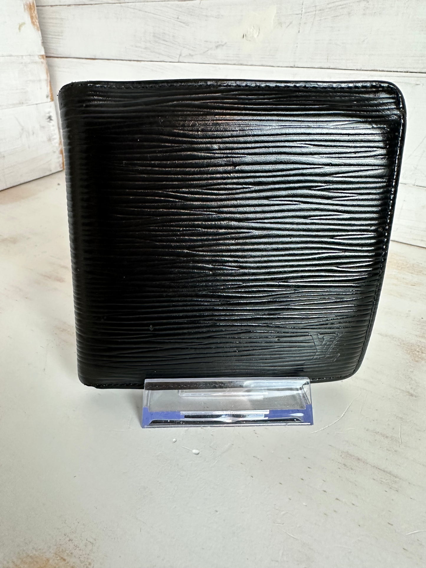 Louis Vuitton VINTAGE Marco Noir Black Epi Leather Bifold Wallet