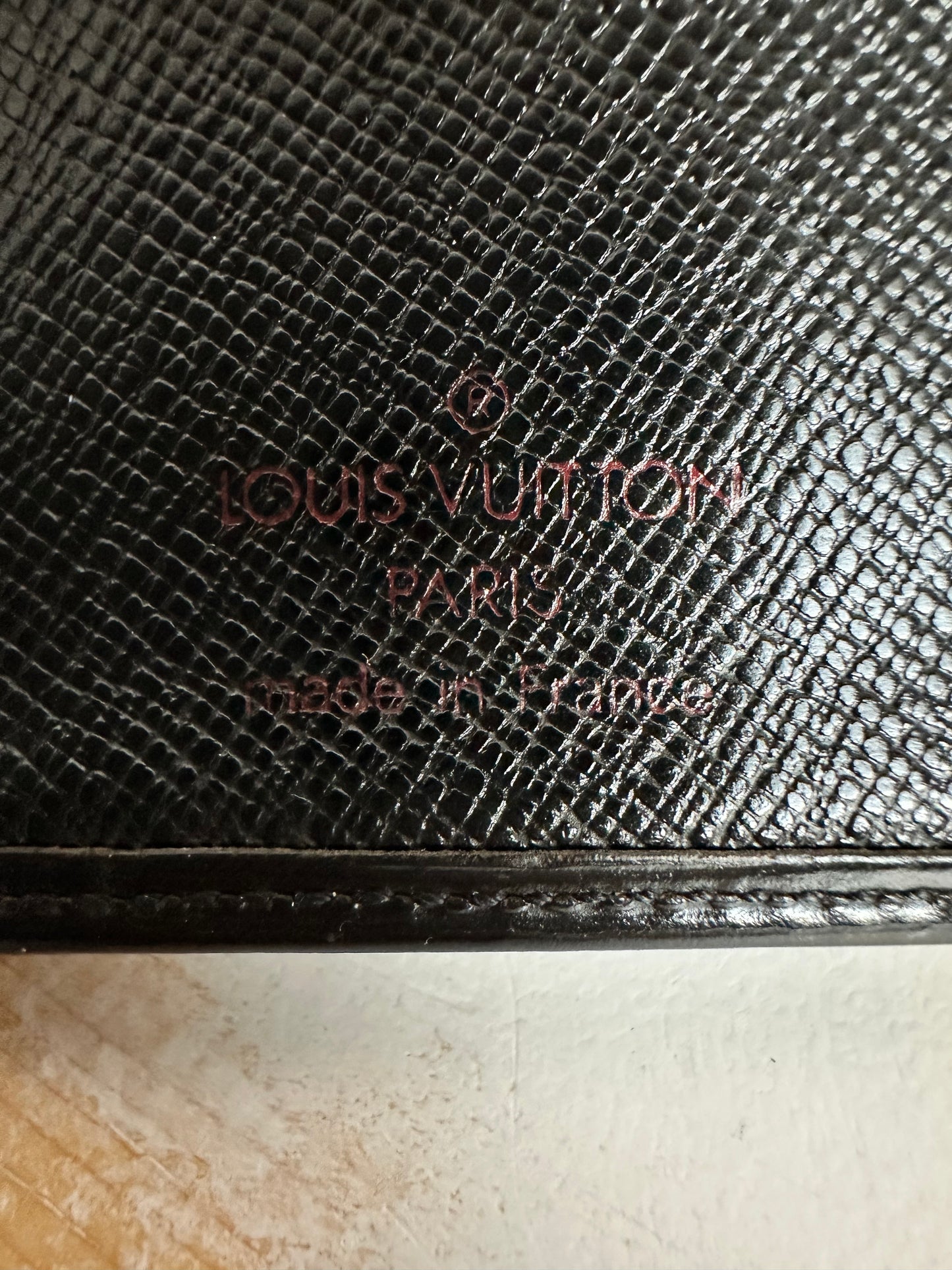 Louis Vuitton VINTAGE Marco Noir Black Epi Leather Bifold Wallet