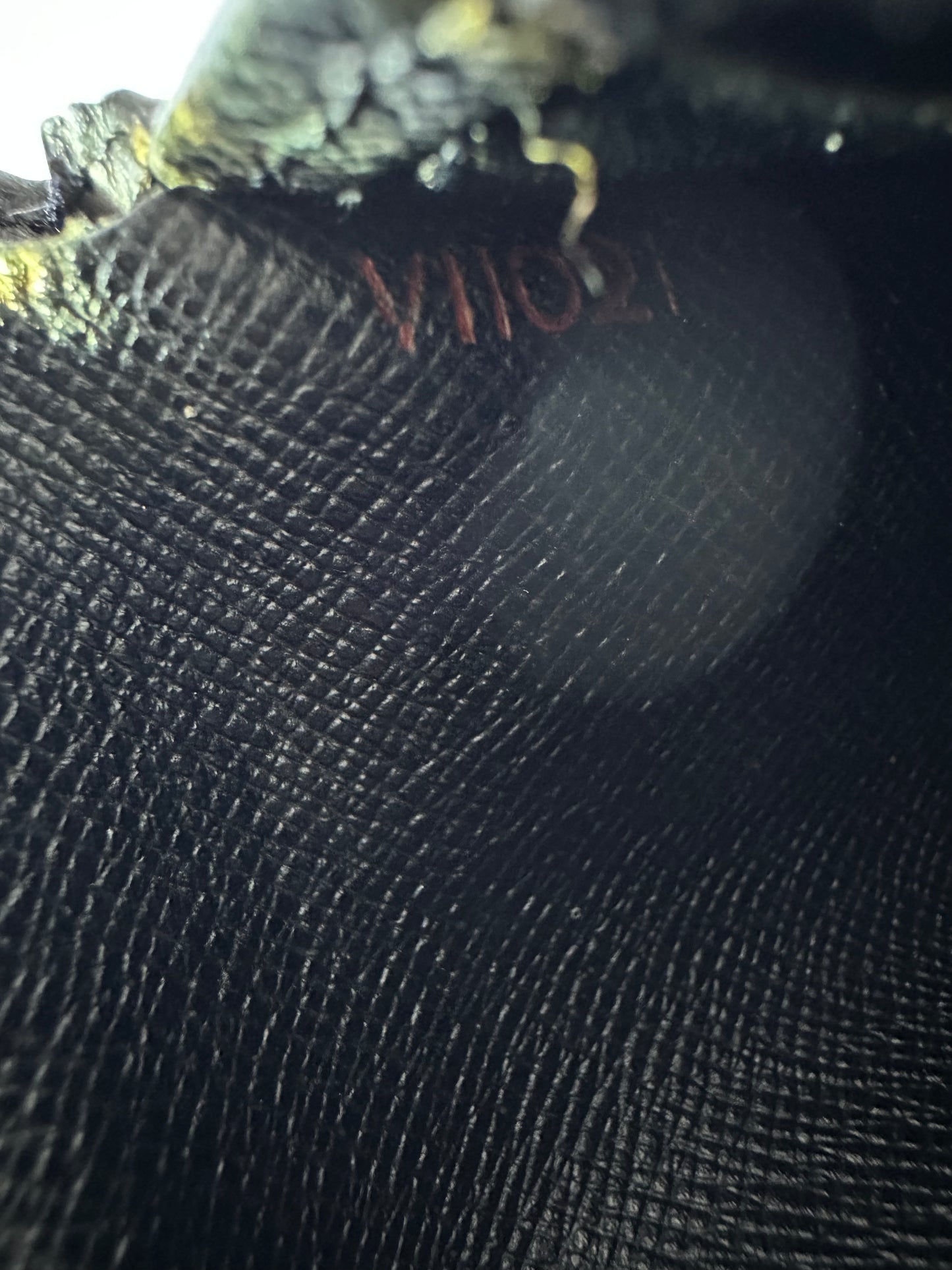 Louis Vuitton VINTAGE Marco Noir Black Epi Leather Bifold Wallet