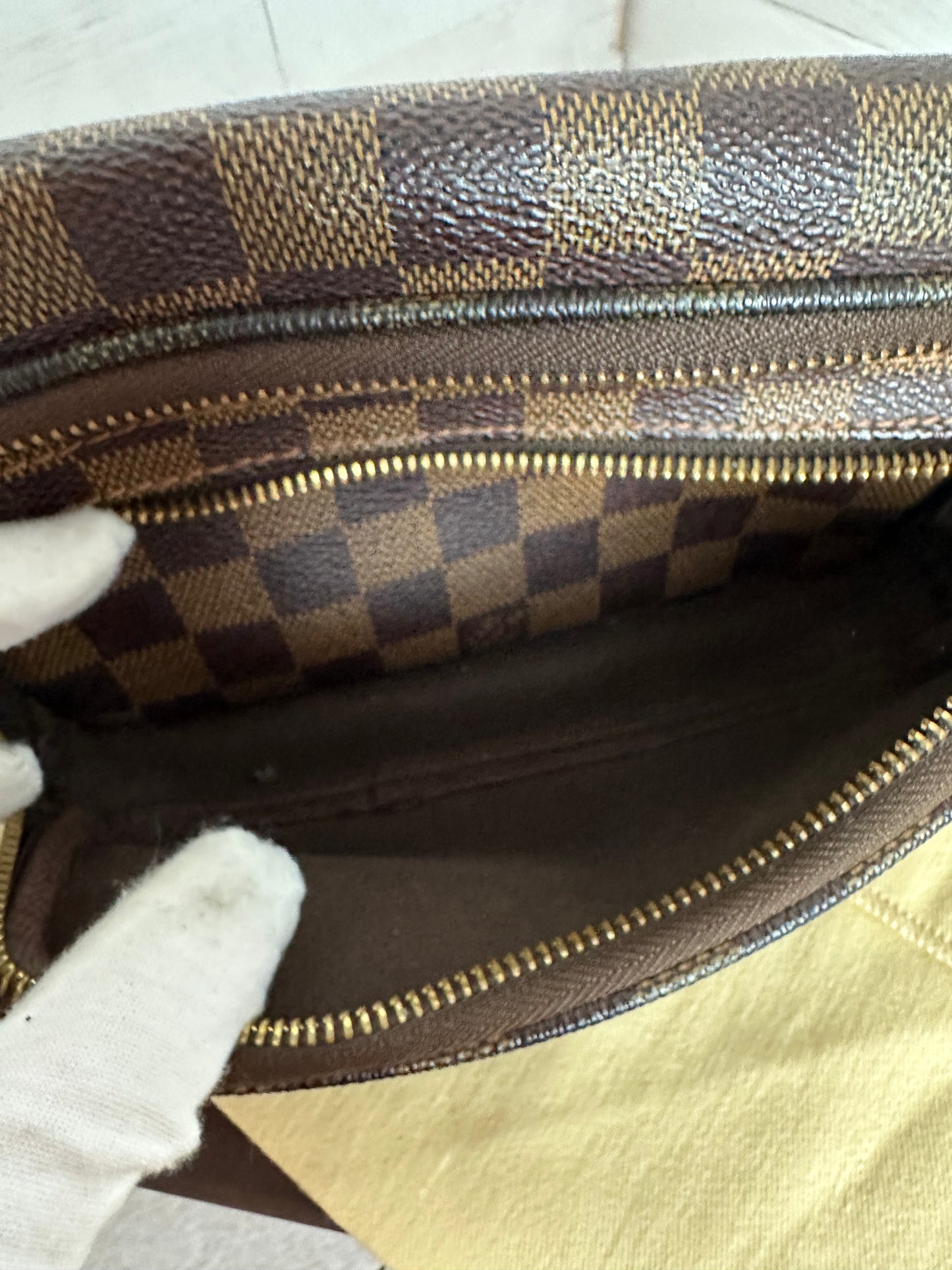 Louis Vuitton Damier Ebene Melville Bumbag