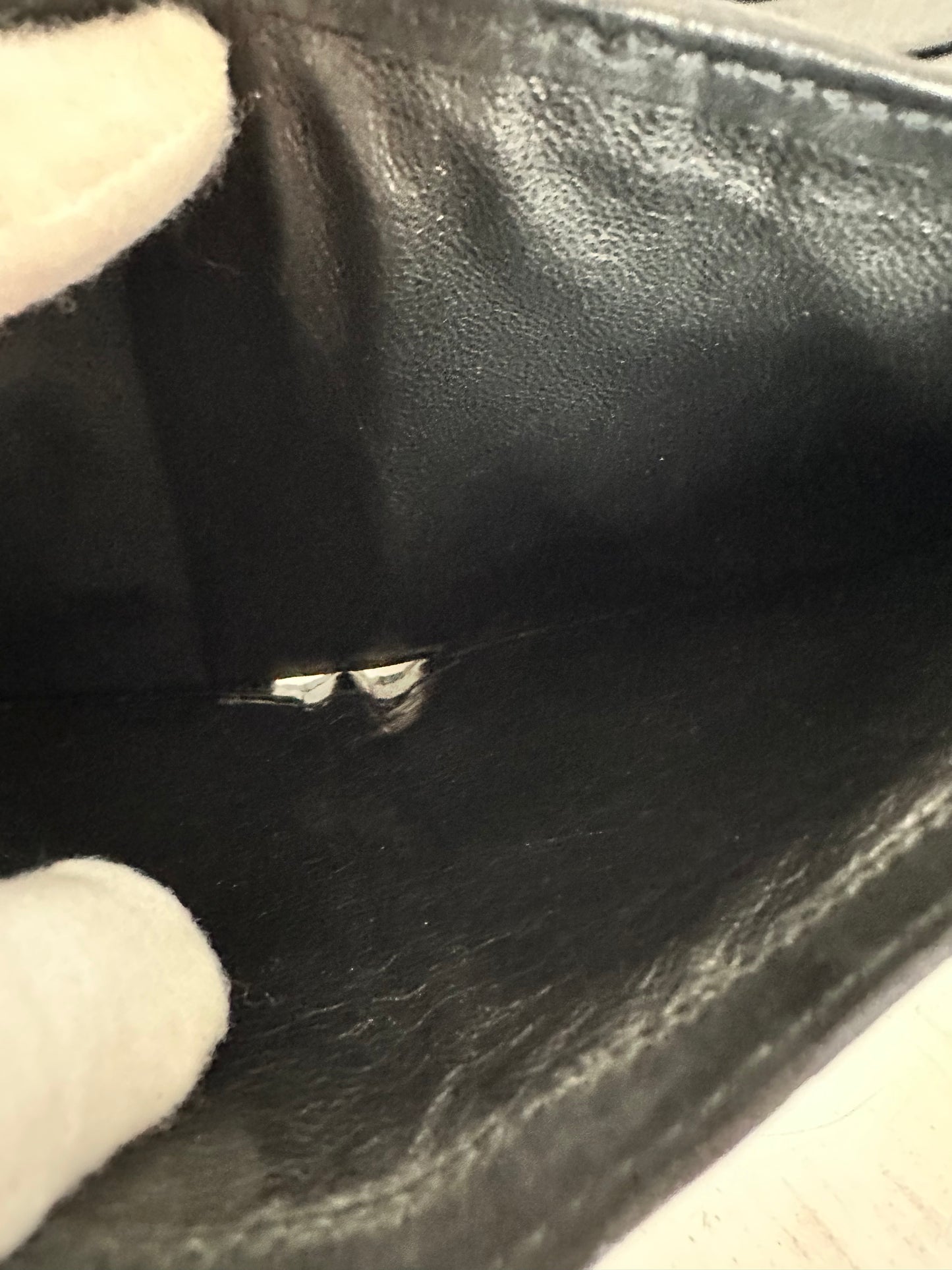 Gucci GG Logo Black Calfskin Leather Trifold