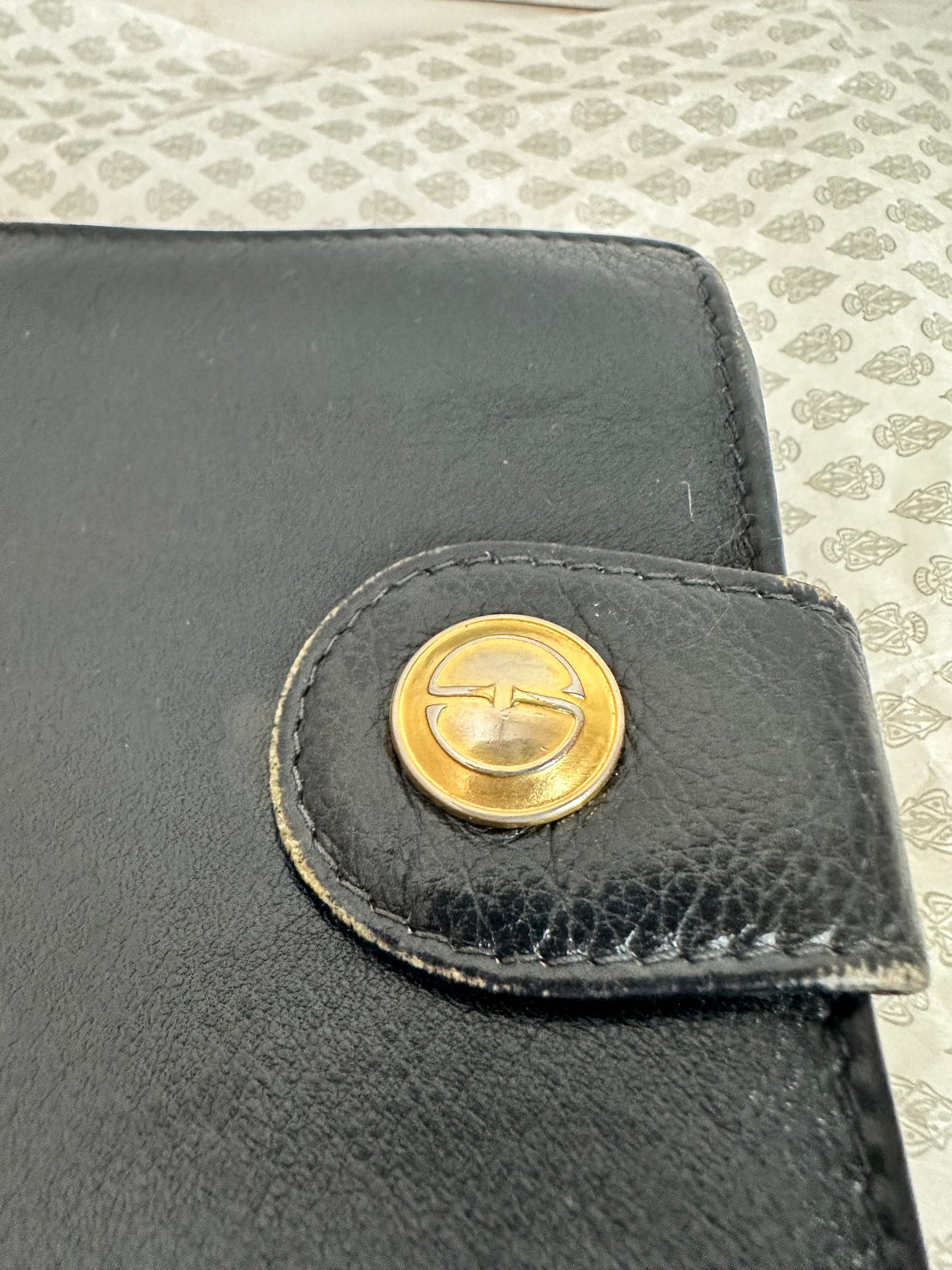 Gucci Vintage Calfskin Black Bifold Wallet