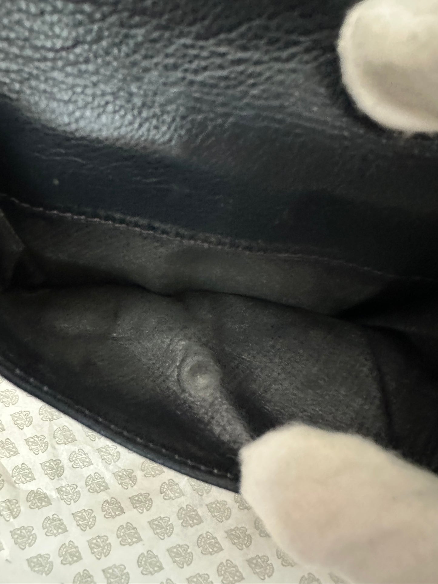 Gucci Vintage Calfskin Black Bifold Wallet