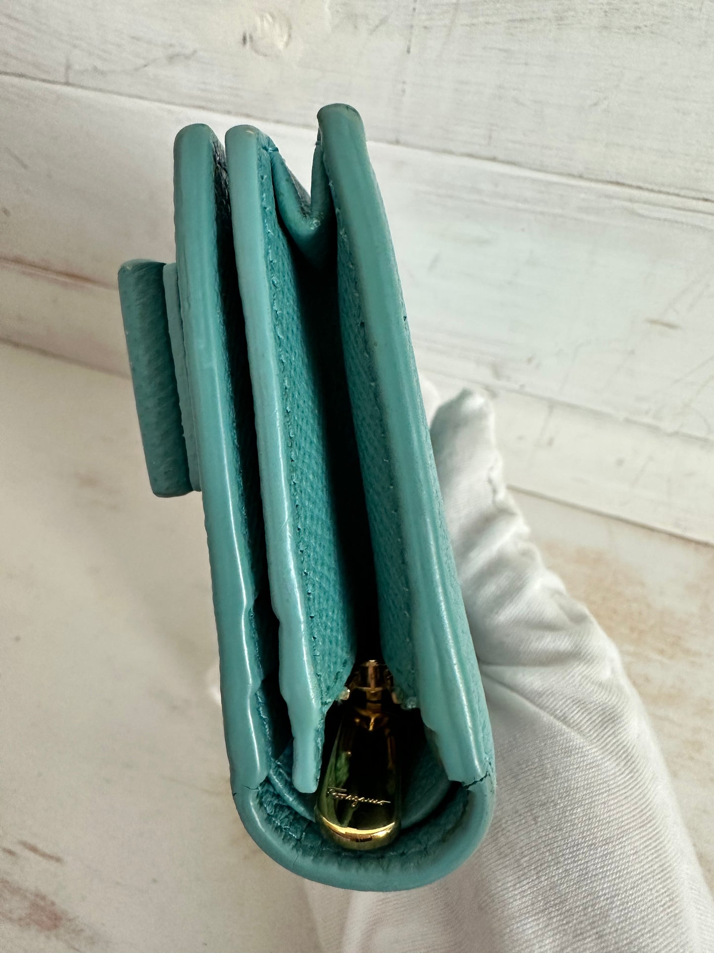 Salvatore Ferragamo Fiocco Vara Tyrone Turquoise Bifold Wallet
