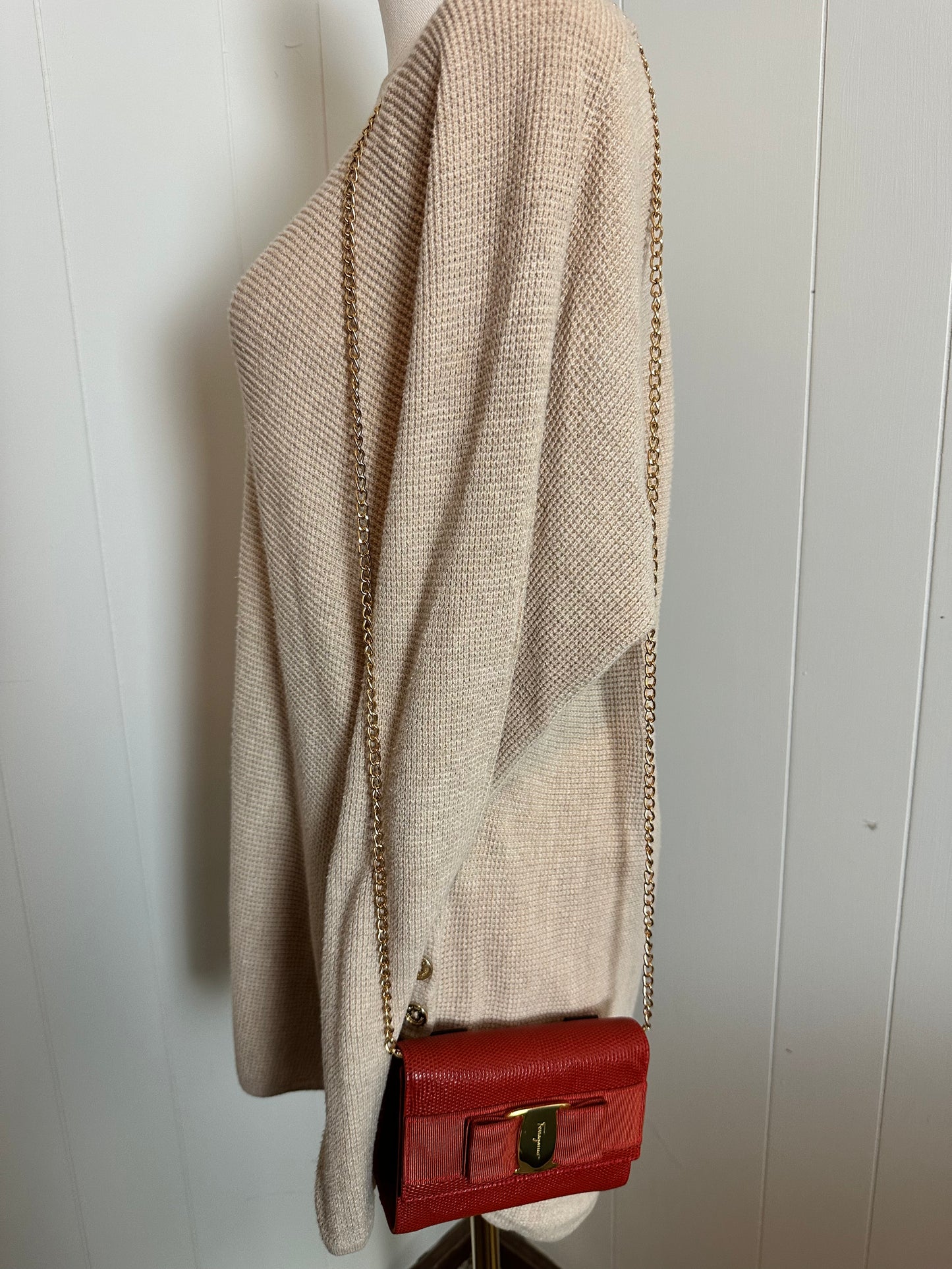 Salvatore Ferragamo Red Vara Shoulder/Crossbody Bag