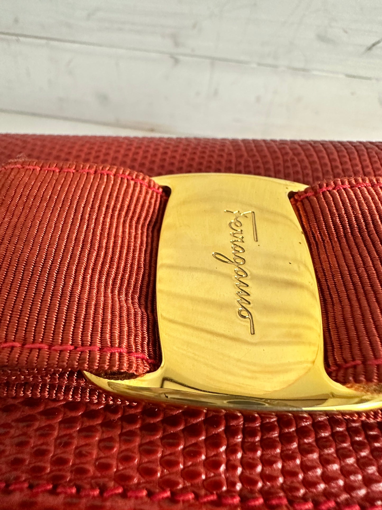 Salvatore Ferragamo Red Vara Shoulder/Crossbody Bag
