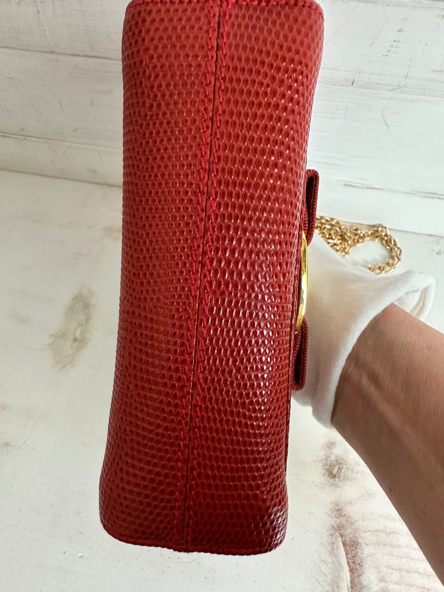 Salvatore Ferragamo Red Vara Shoulder/Crossbody Bag
