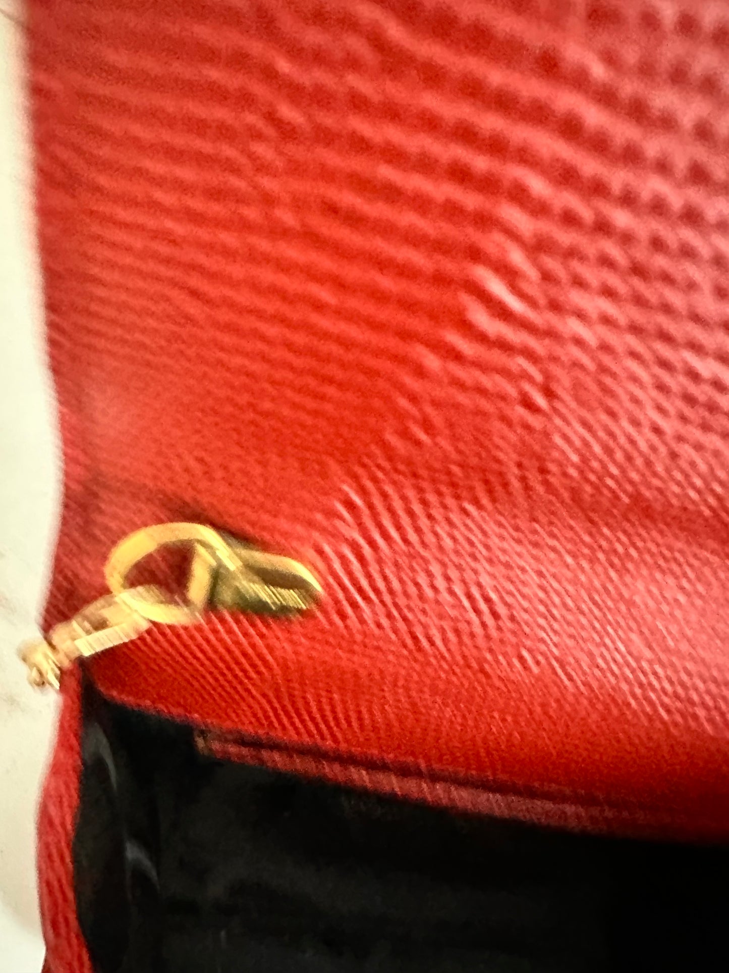Salvatore Ferragamo Red Vara Shoulder/Crossbody Bag