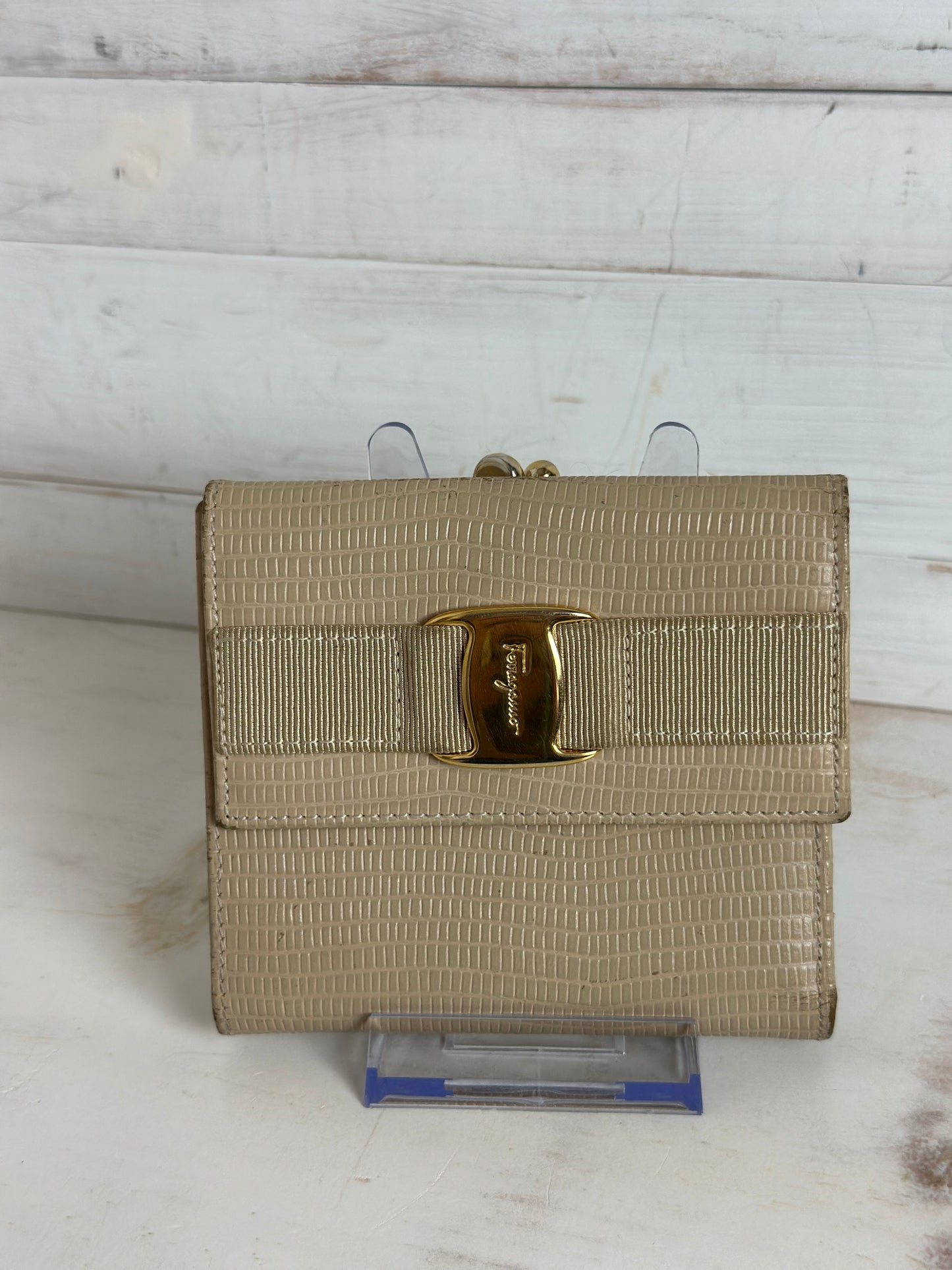 Salvatore Ferragamo Small Wallet with Kisslock/Nude