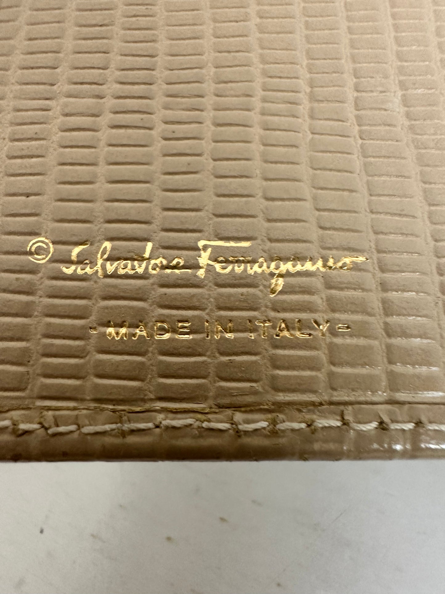 Salvatore Ferragamo Small Wallet with Kisslock/Nude