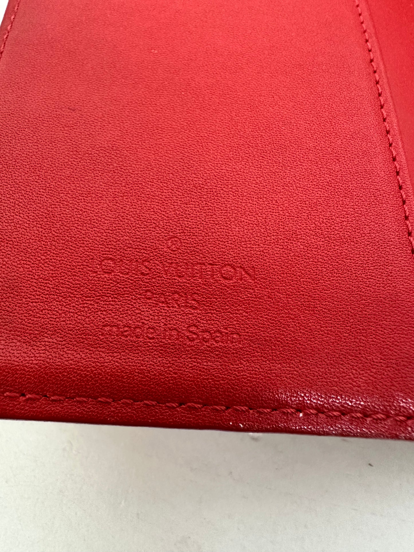 Louis Vuitton Vintage Red Vernis Agenda PM/Passport Holder