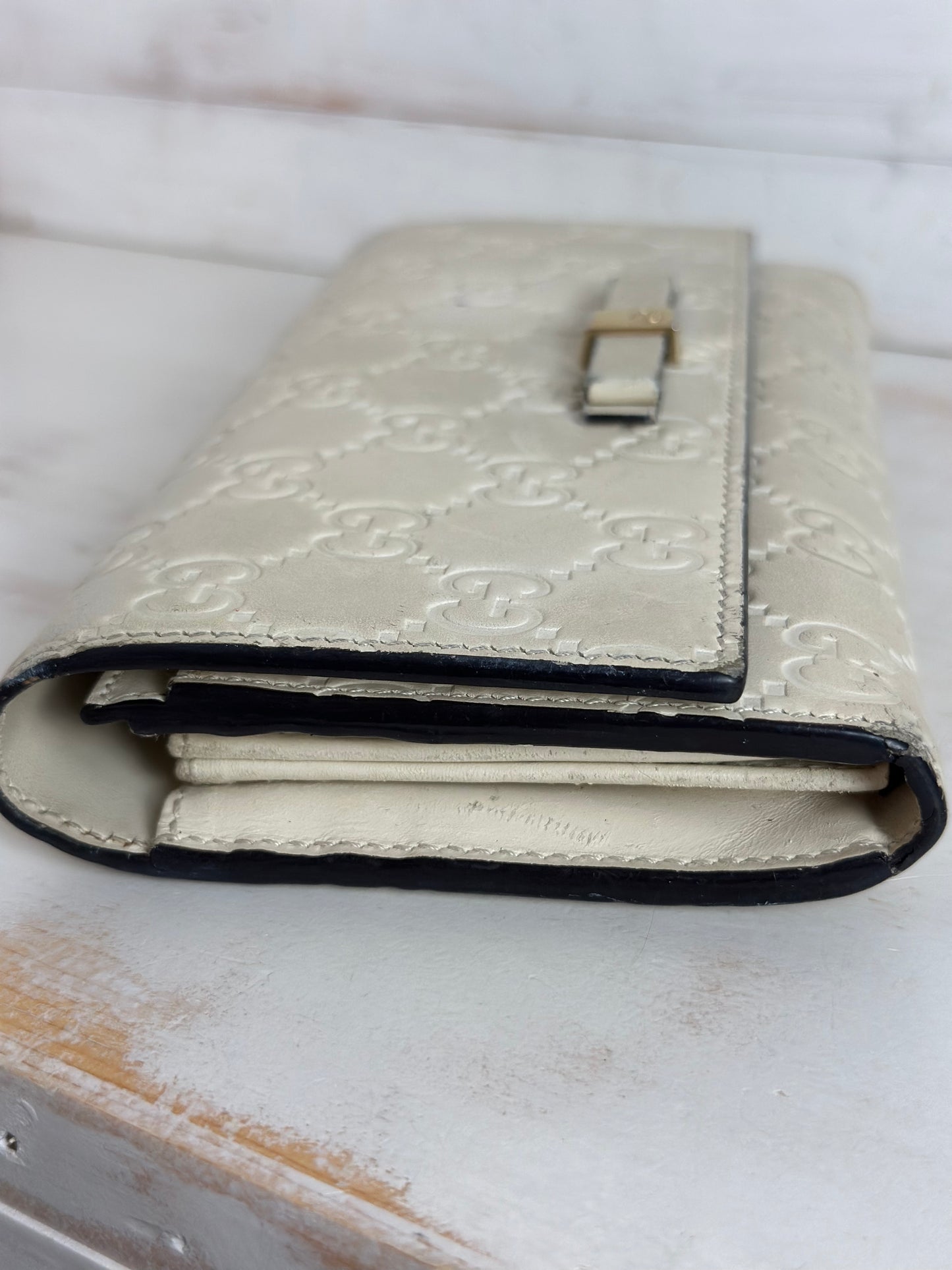 Gucci Guccissima Leather Continental Long Wallet in Cream