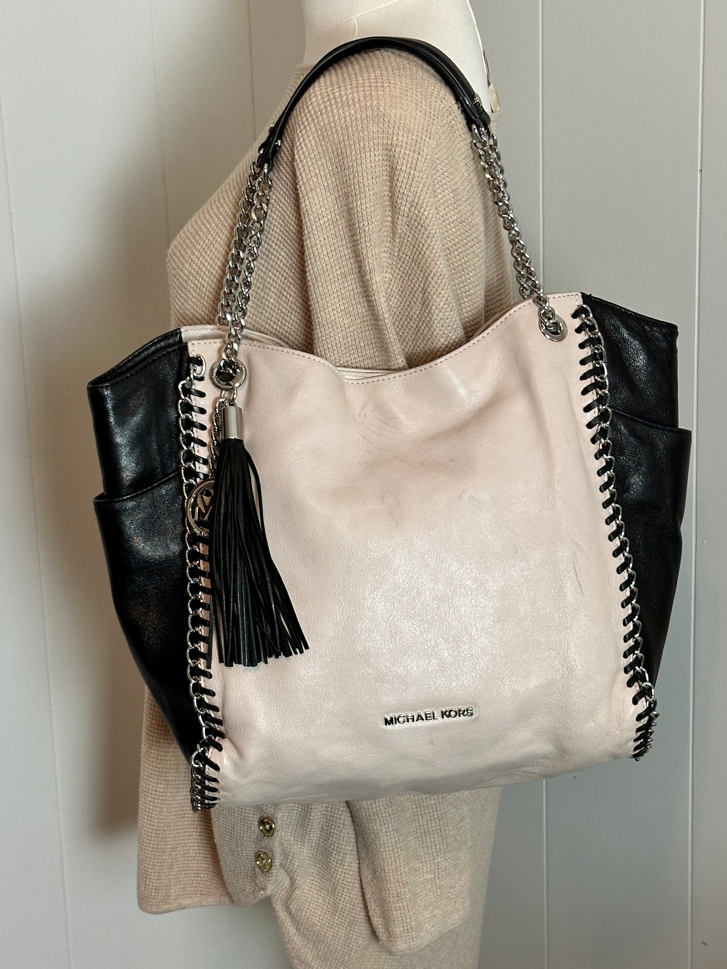 Michael Kors Large Chelsea Leather Tote Cream/Black Silver Hardware