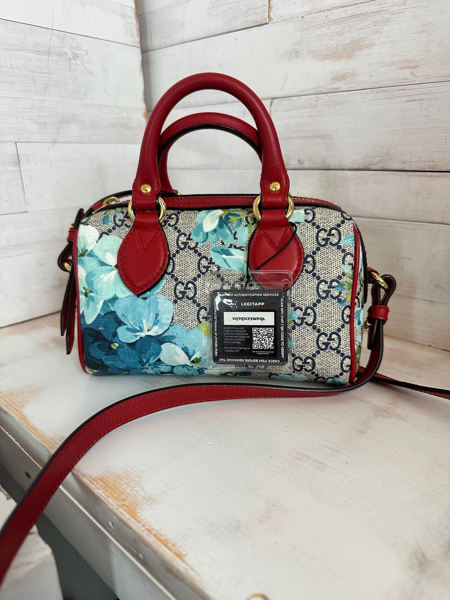 Gucci GG Supreme Mini Blooms Boston