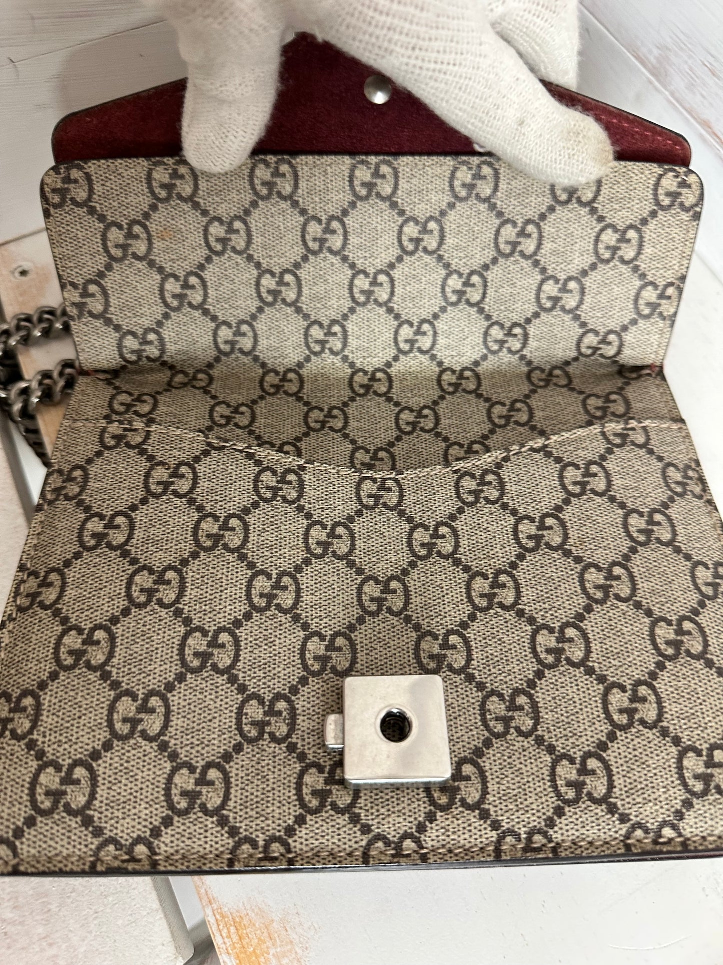 Gucci GG Supreme Blooms Mini Dionysus