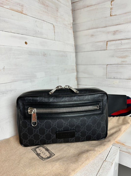 Gucci GG Supreme Canvas Belt Bumbag Black