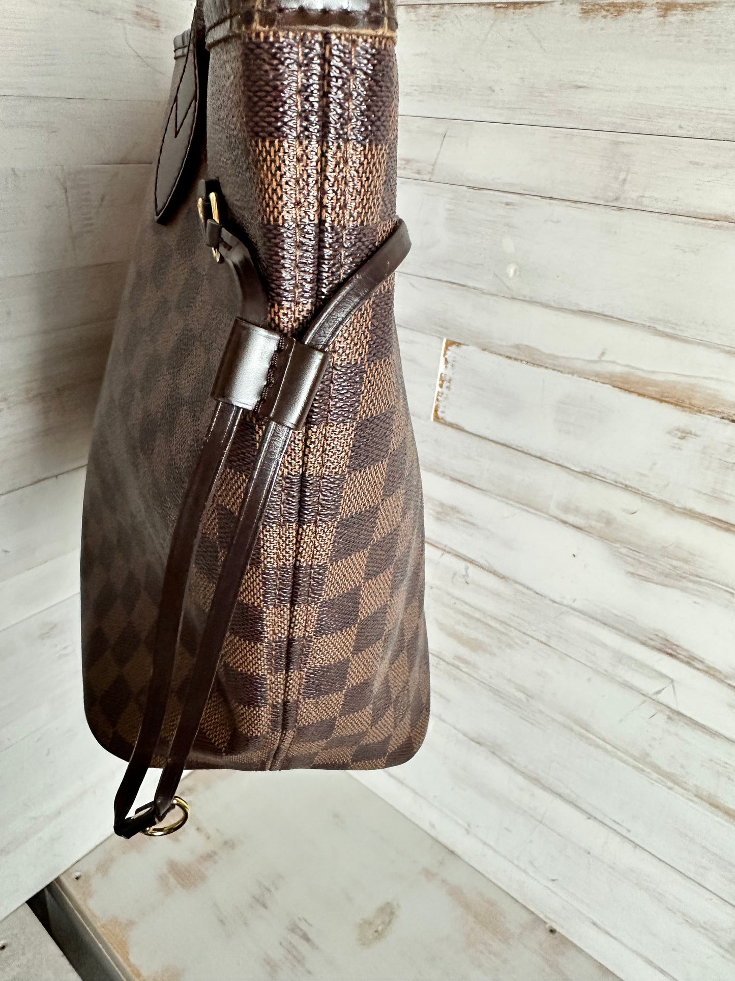 Louis Vuitton Damier Ebene Neverfull MM