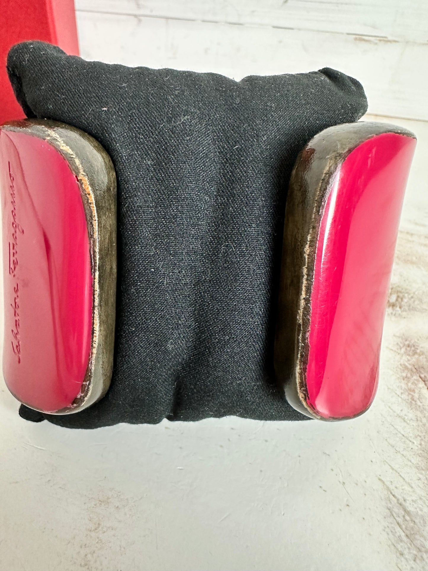Salvatore Ferragamo Bangle Bracelet Red Enamel/Wood