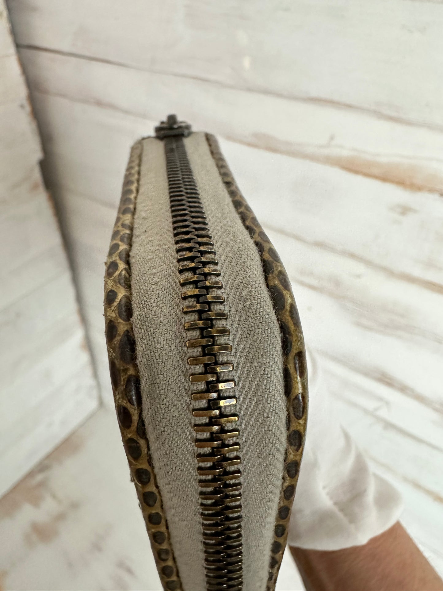 Bottega Veneta Vintage Rare Brown Intrecciato Leather Zip Around Wallet