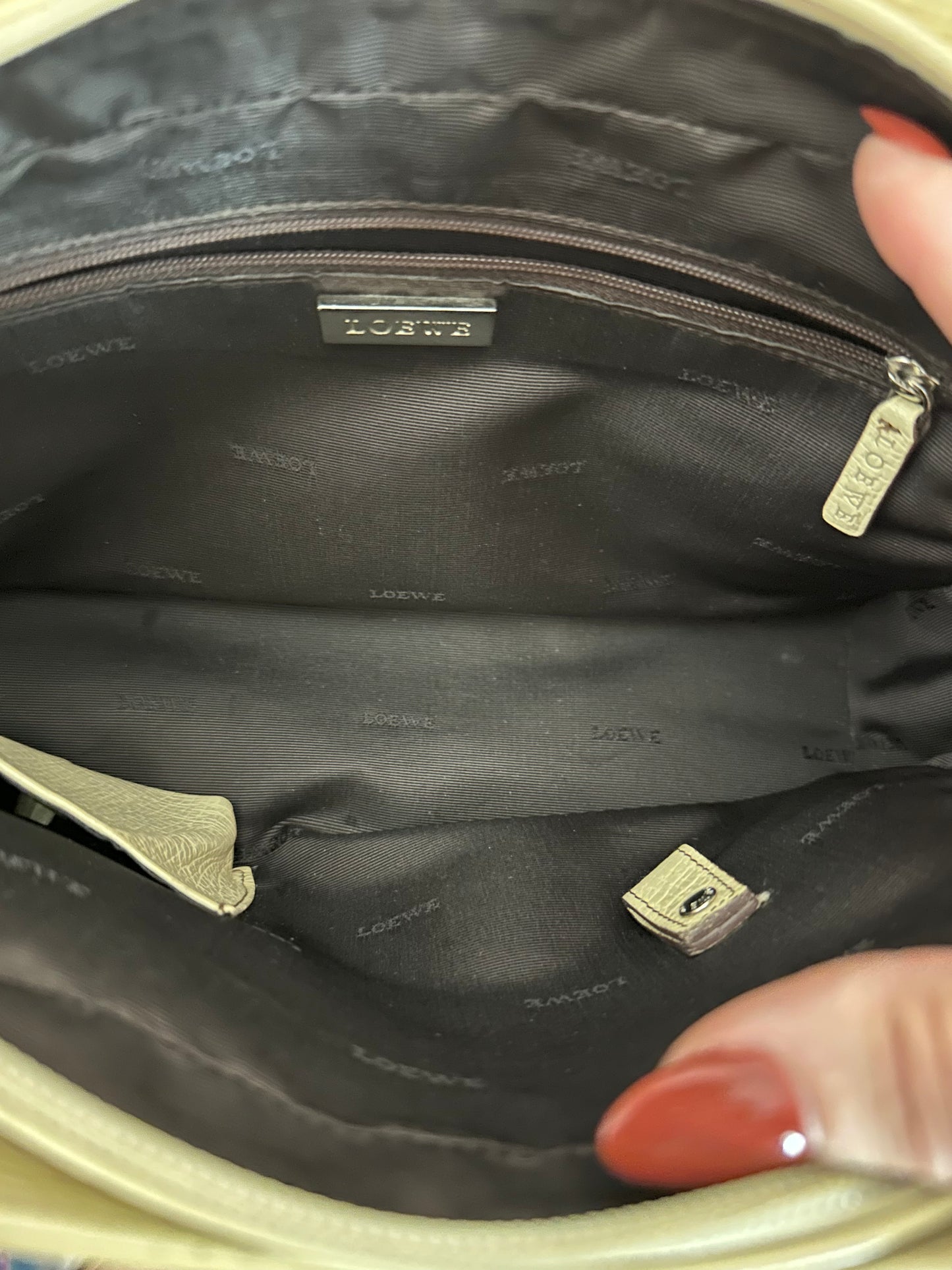 Loewe, VINTAGE Cream/White Textured Leather Shoulder Bag