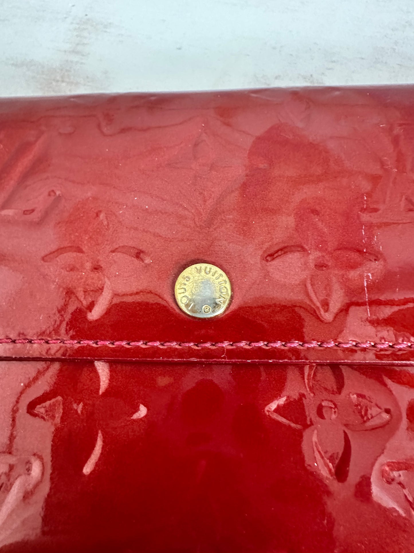 Louis Vuitton Pomme D’Amour Red Vernis Sarah Wallet