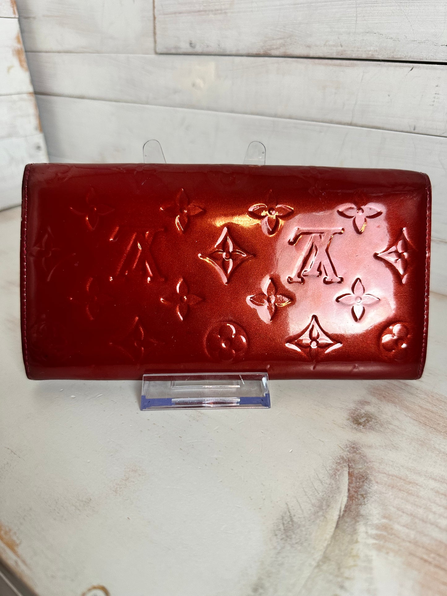Louis Vuitton Pomme D’Amour Red Vernis Sarah Wallet